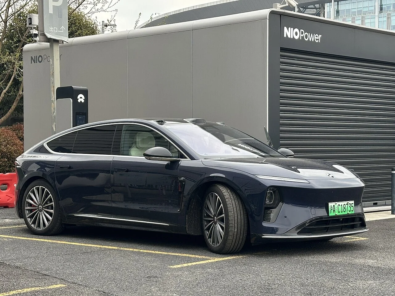 NIO ET9